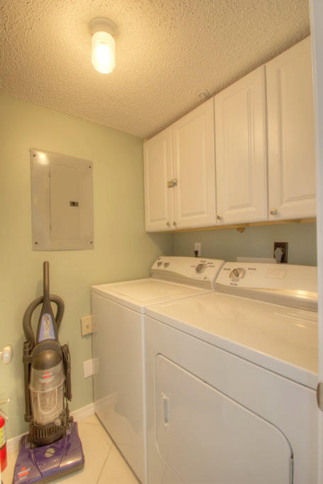MARAVILLA CONDO Building 2 - Residential