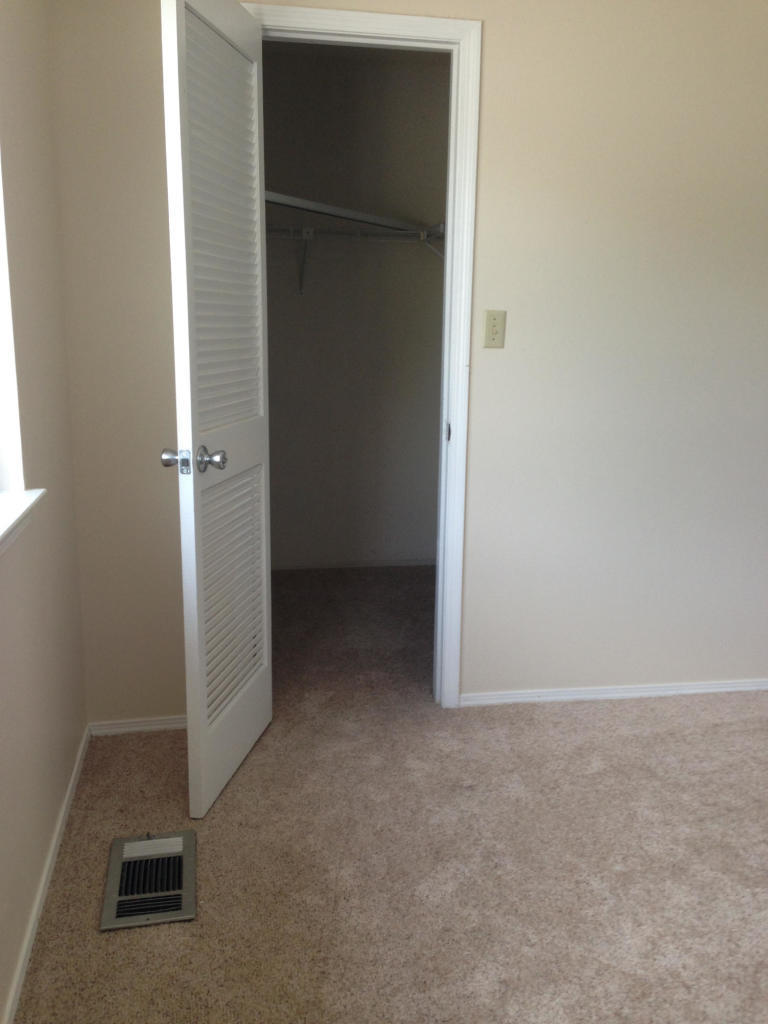 NEW WALTON VILLAGE - Residential Lease