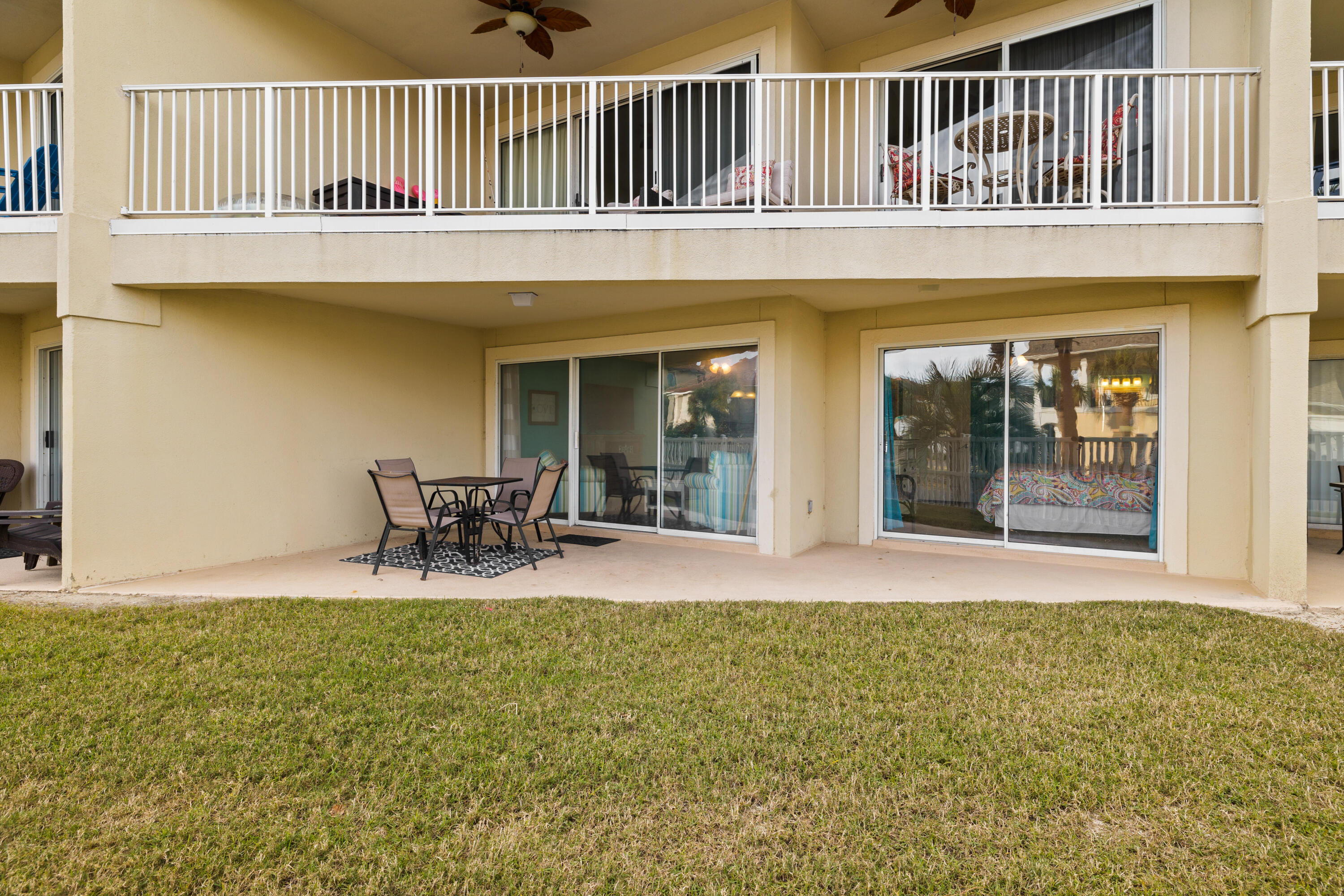 MARAVILLA CONDO 1 - Residential