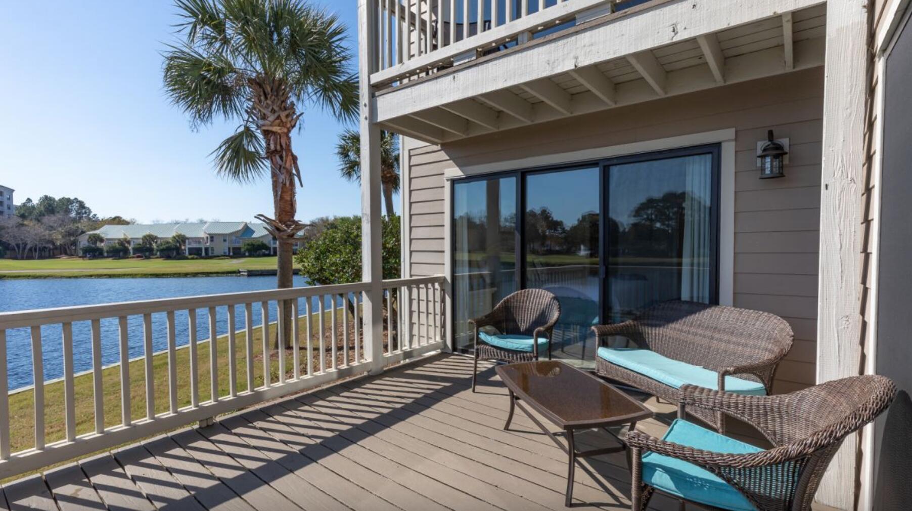 HARBOUR POINT CONDO - Residential