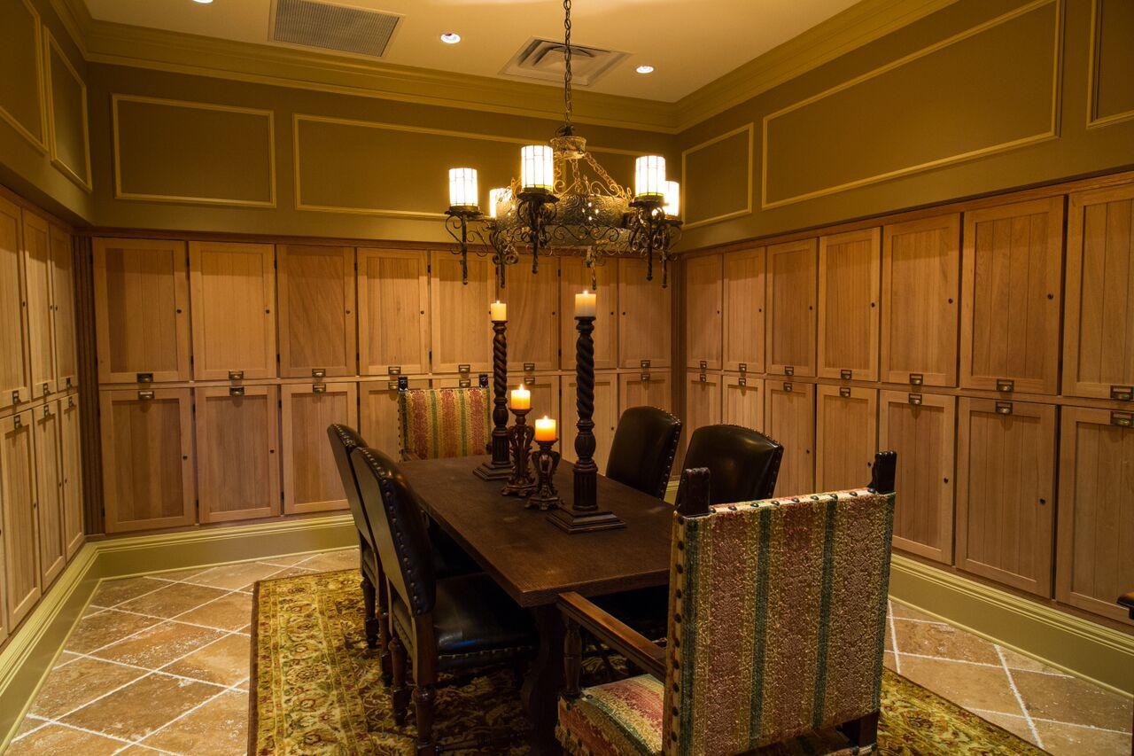 ONE WATER PLACE AT KELLY PLANTATION - Residential