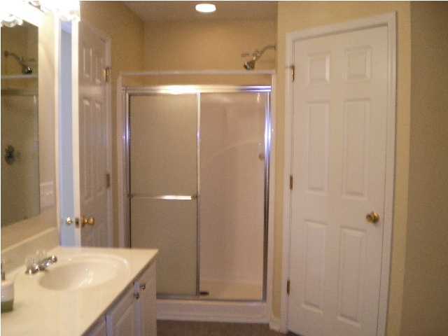 COUNTRYVIEW ESTATES 10TH ADDN - Residential Lease