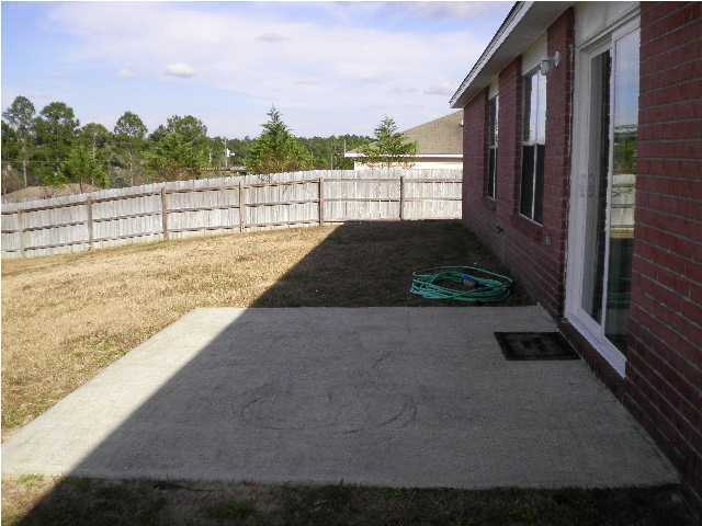 COUNTRYVIEW ESTATES 10TH ADDN - Residential Lease