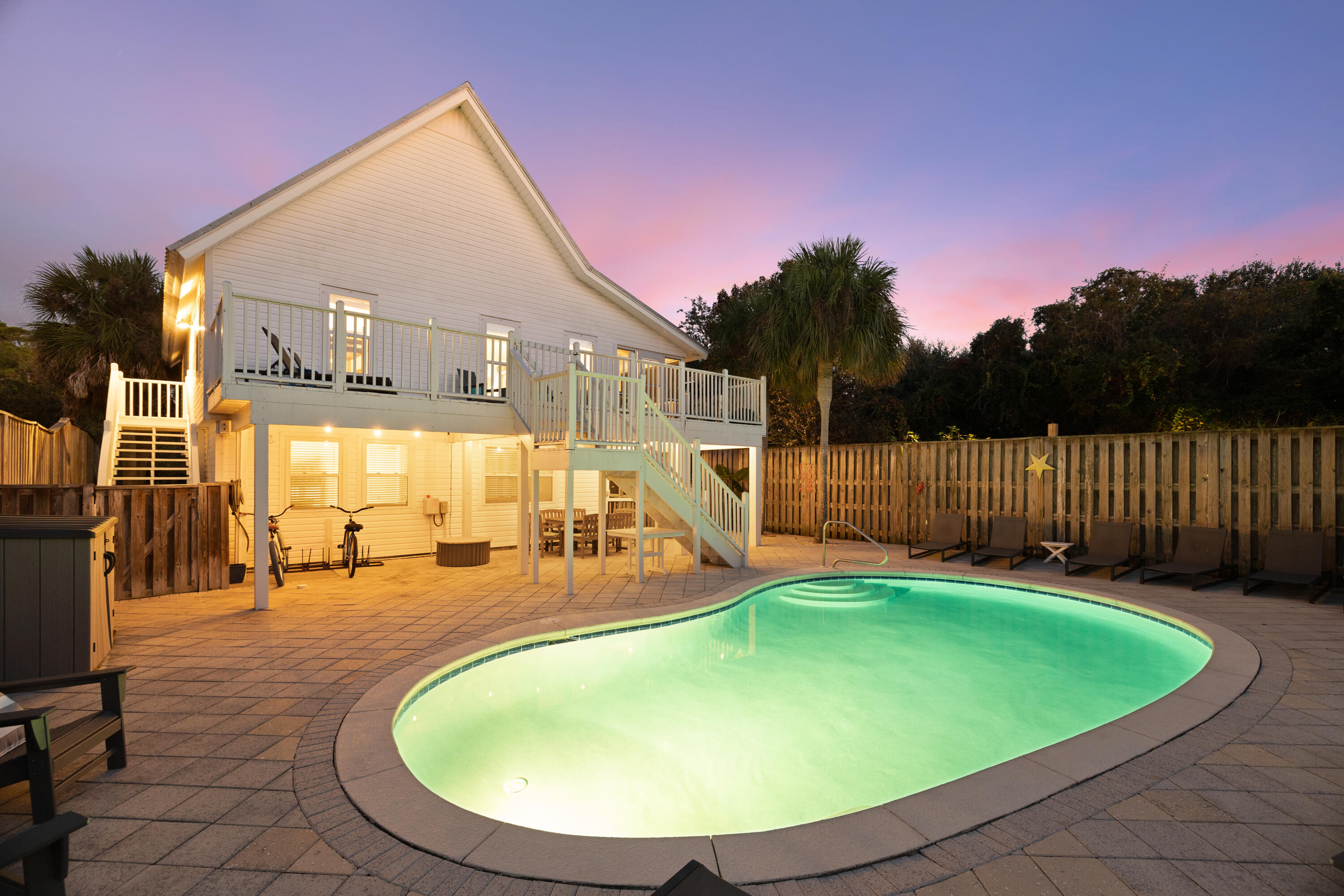 GULF SHORE MANOR - Residential
