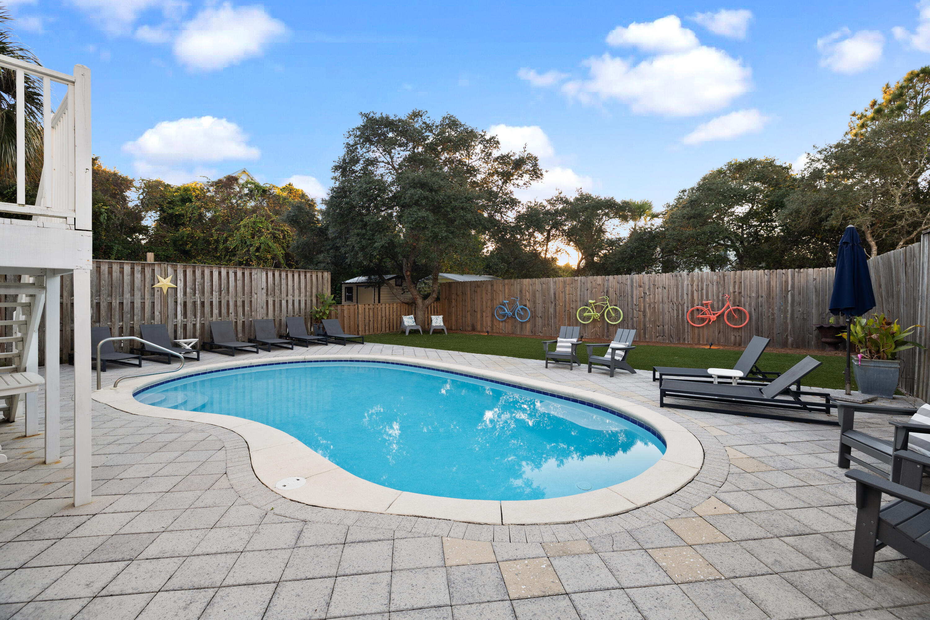 GULF SHORE MANOR - Residential