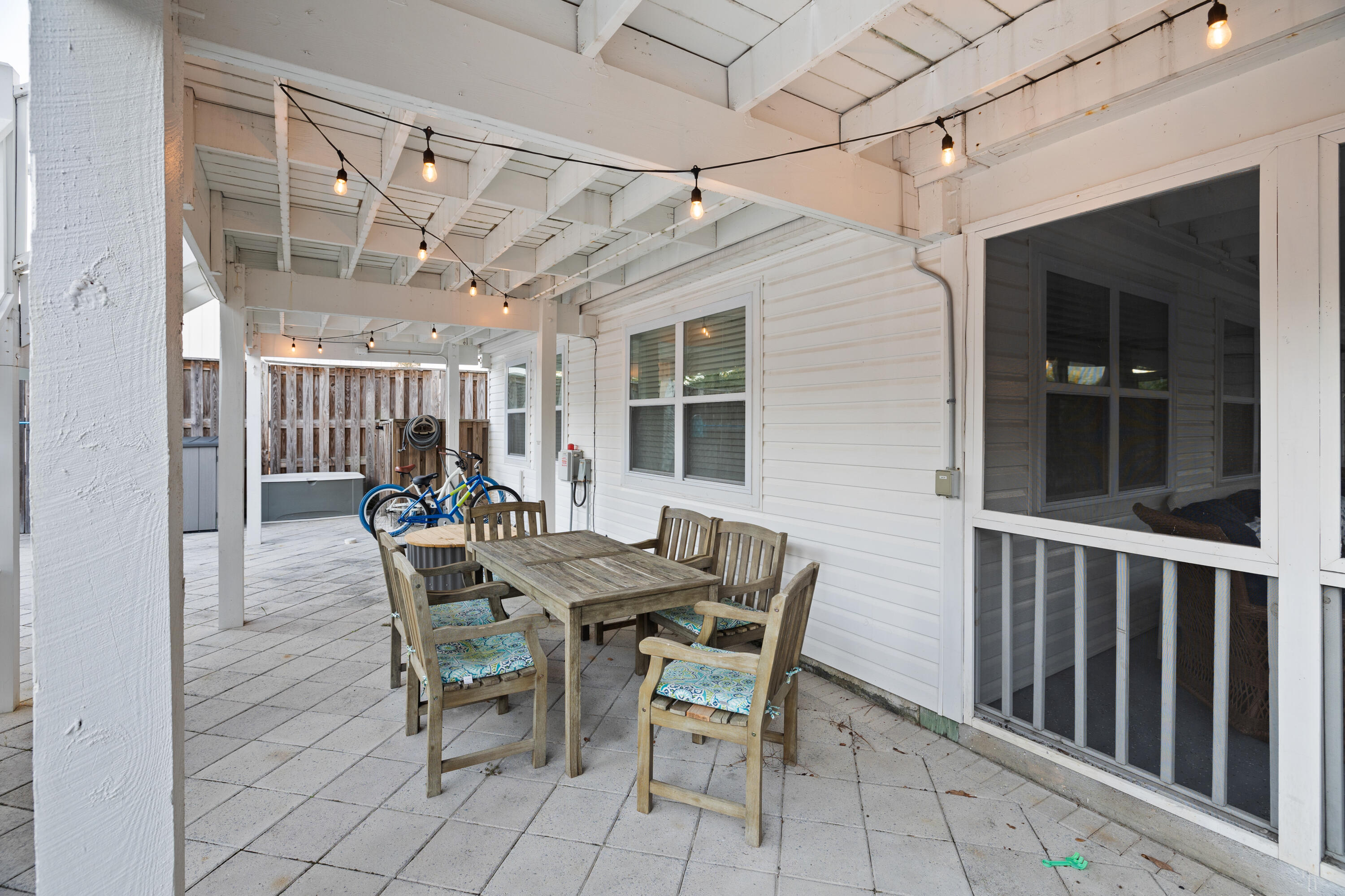GULF SHORE MANOR - Residential