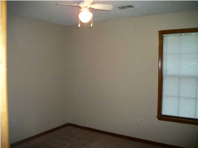 SHOAL TERRACE ESTATES - Residential Lease