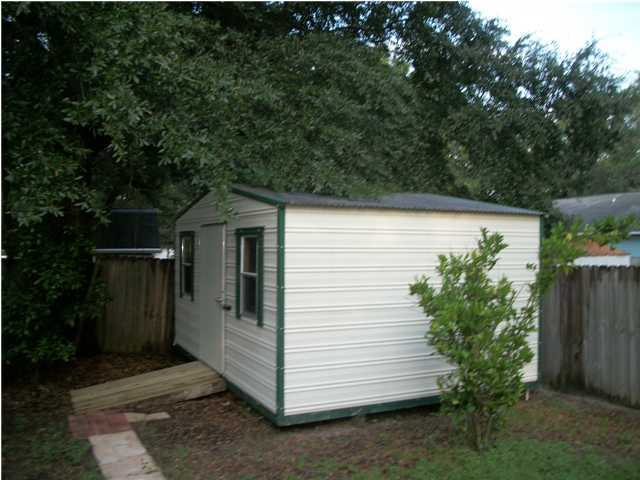 SHOAL TERRACE ESTATES - Residential Lease