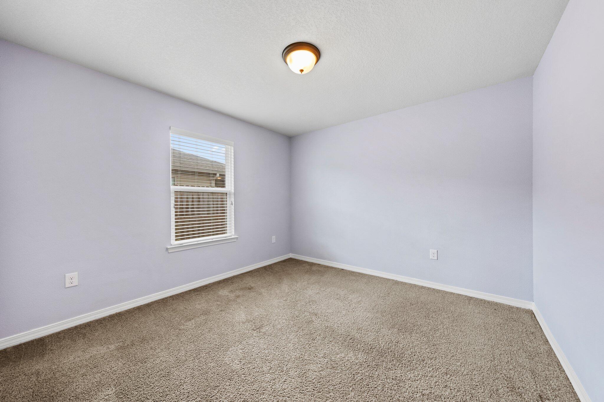 NAVARRE S/D 2ND ADDN - Residential Lease