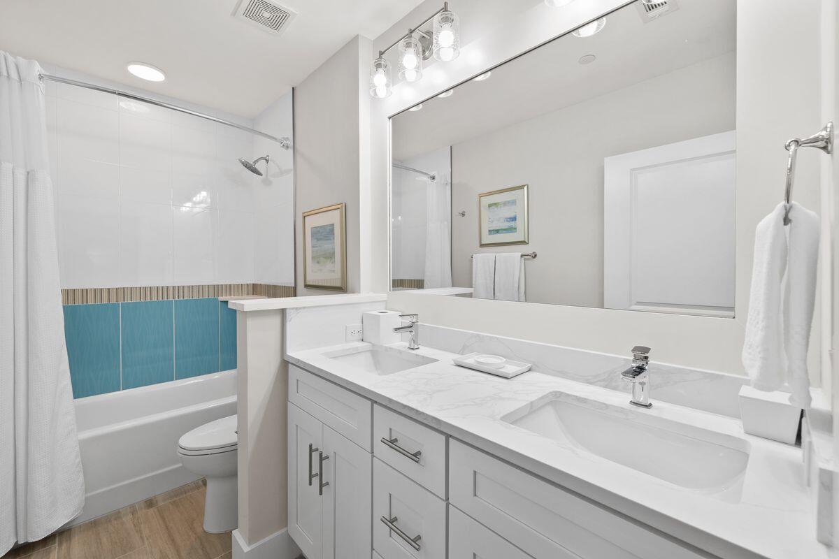 Parkside at the Henderson - Residential