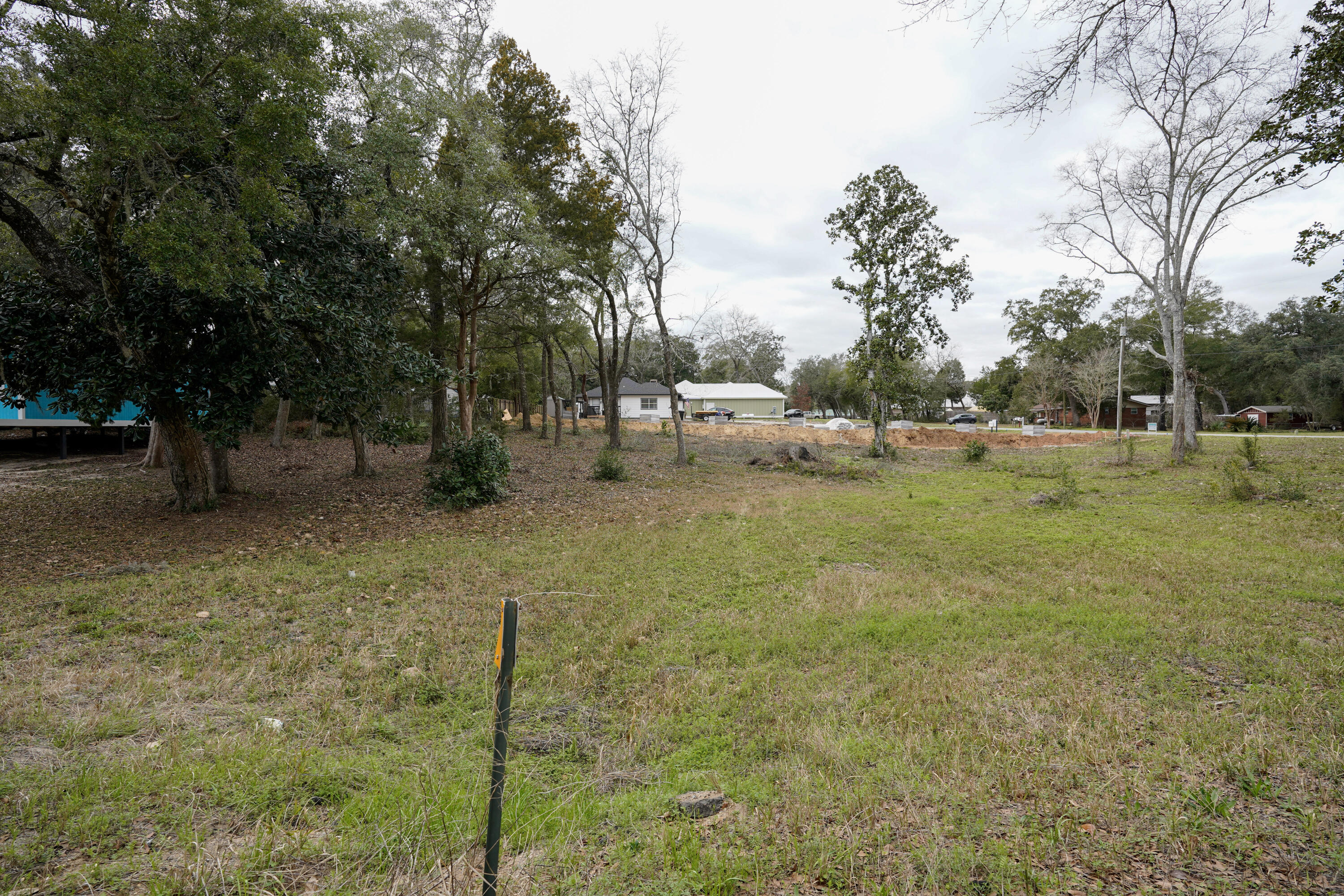 CHICKASAW S/D - Land