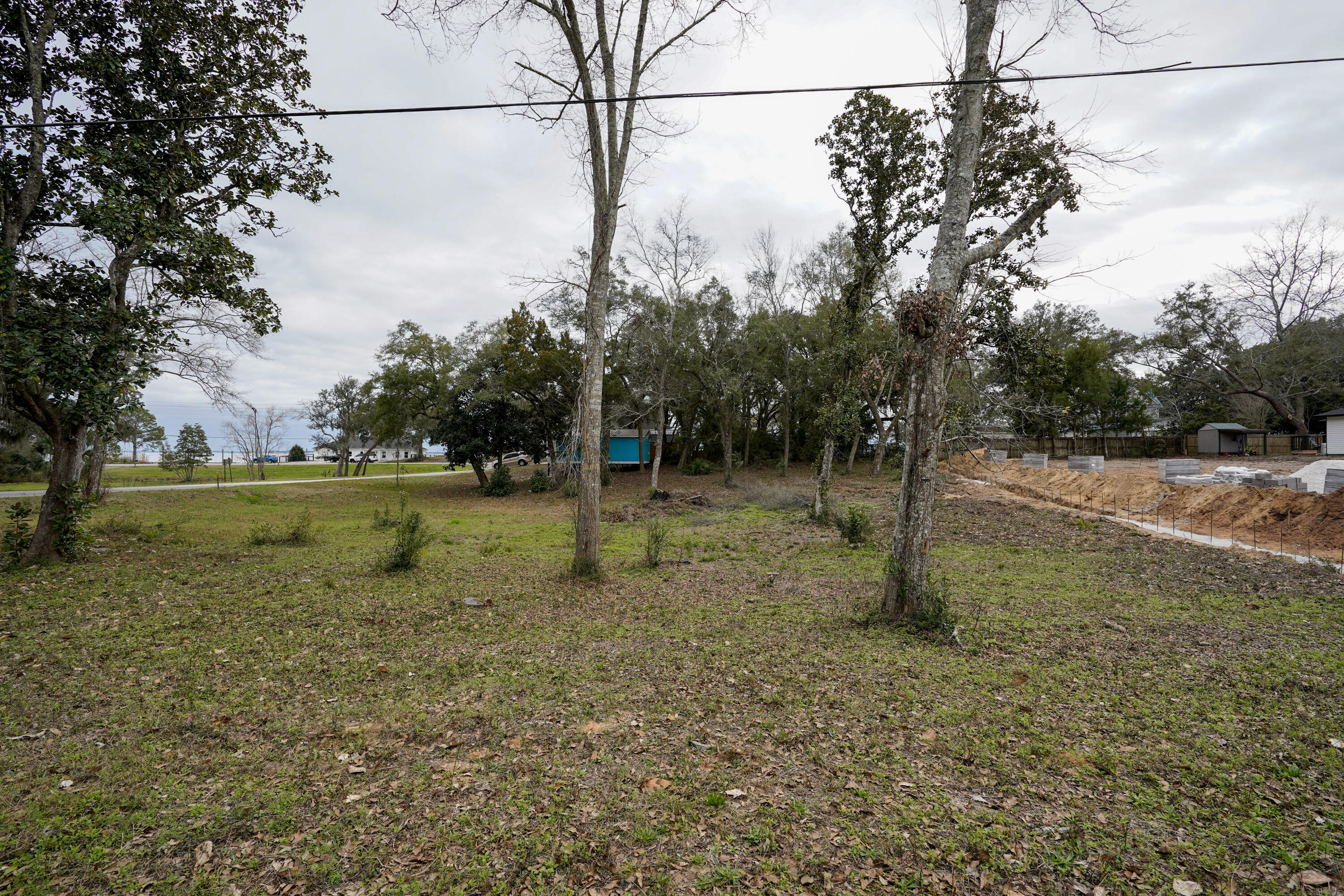 CHICKASAW S/D - Land