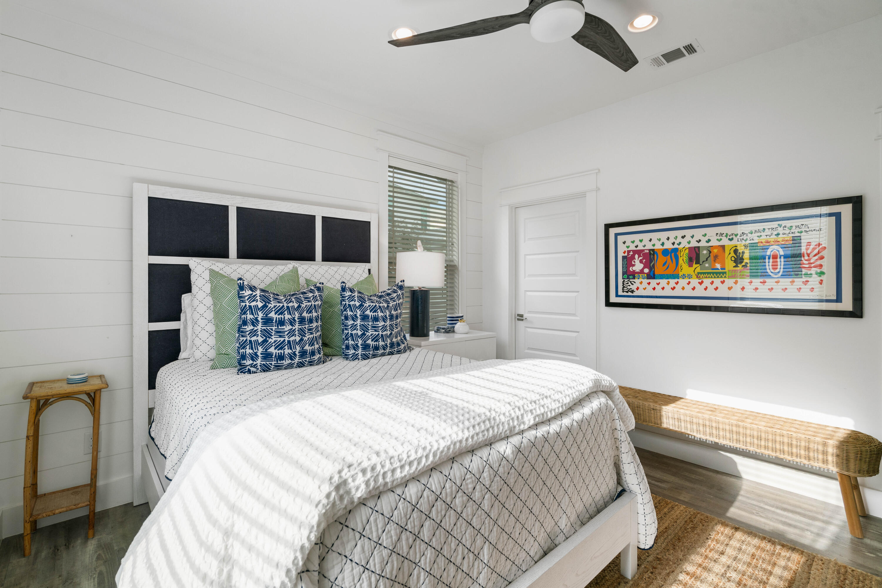 SEABREEZE - Residential