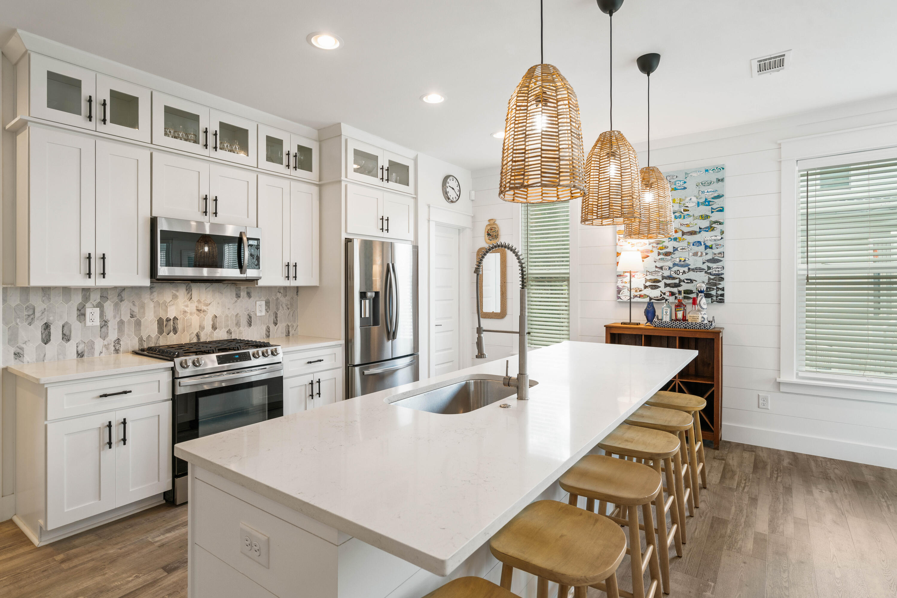 SEABREEZE - Residential