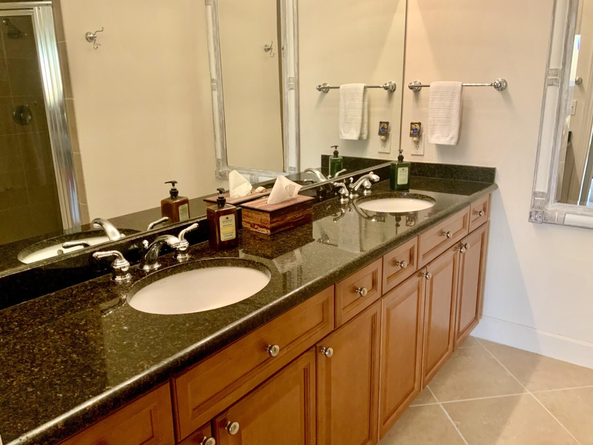 HARBOR LANDING - Residential