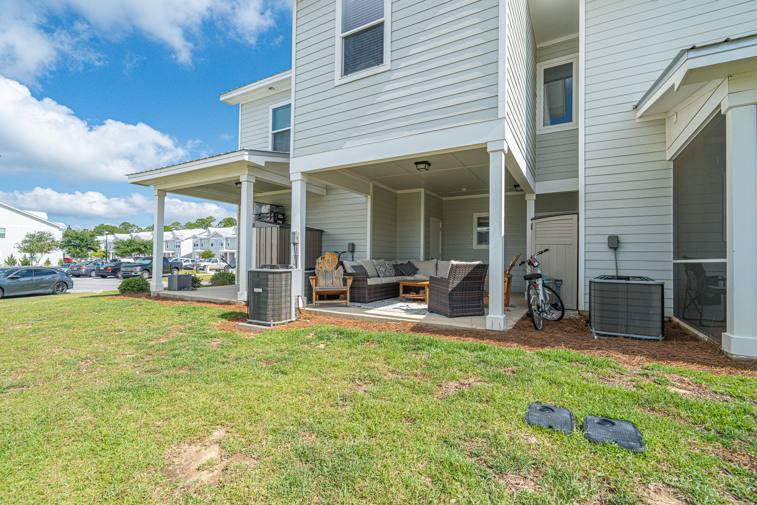 VERANDAS AT FREEPORT - Residential