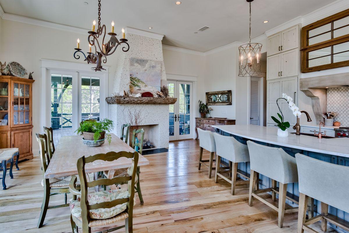 DRAPER LAKE COASTAL VILLAGE - Residential