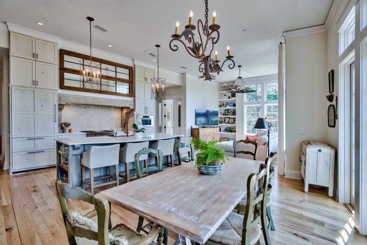 DRAPER LAKE COASTAL VILLAGE - Residential