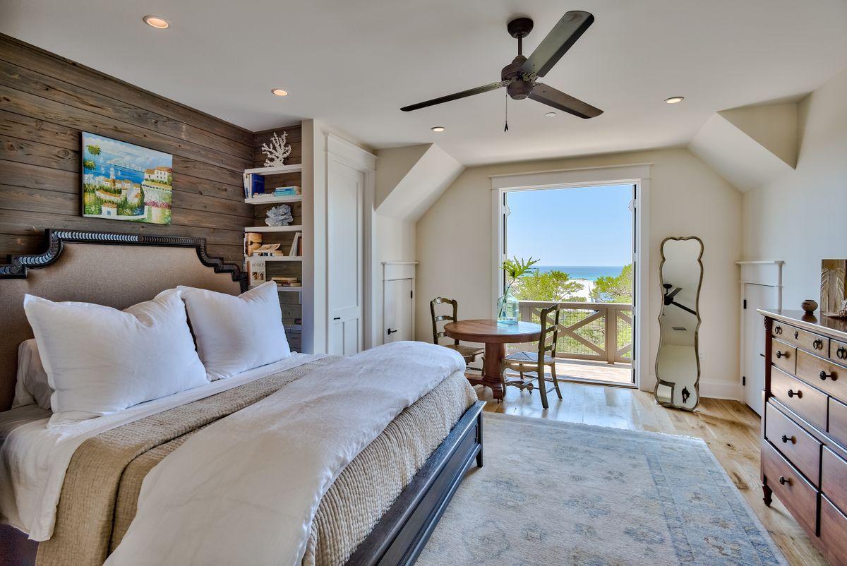 DRAPER LAKE COASTAL VILLAGE - Residential