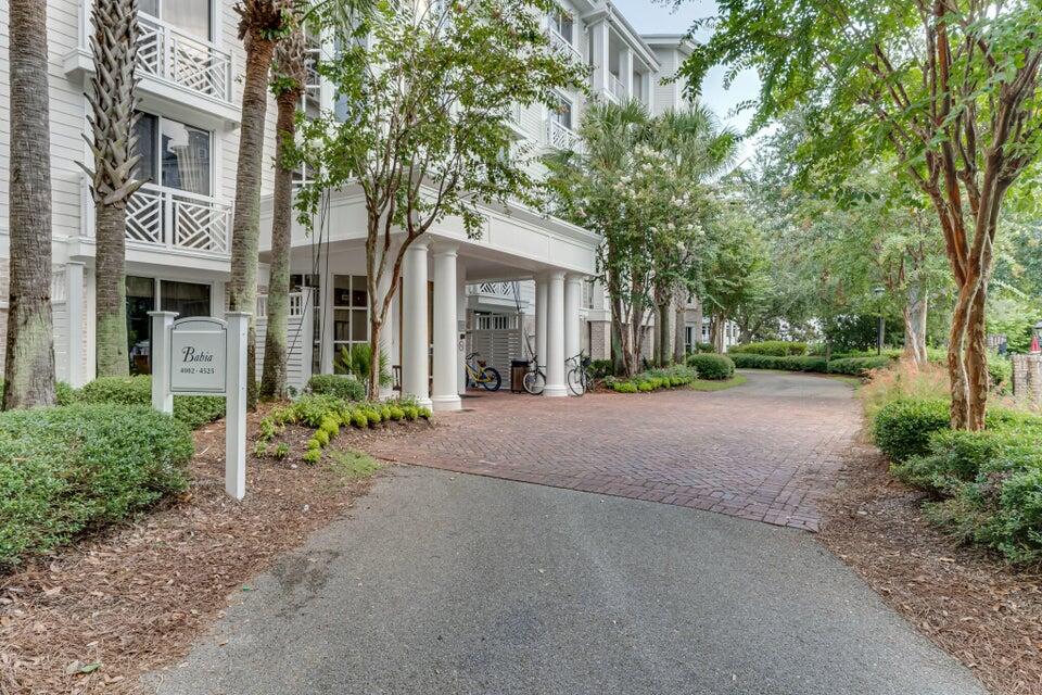 BAHIA CONDO - Residential