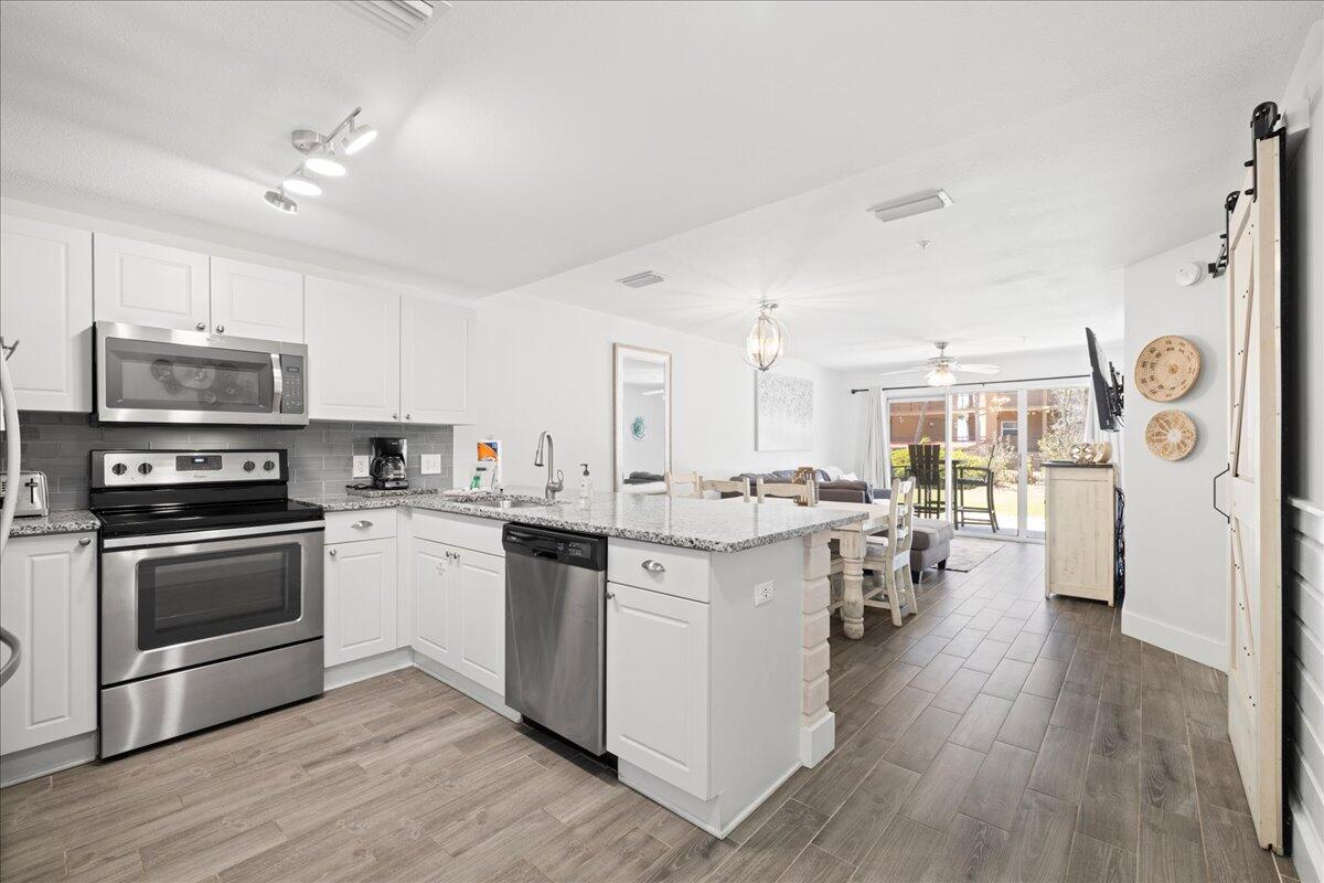 Completely renovated 3BR/2BA condo in Miramar Beach with private beach access! Features quartz countertops, upgraded bathrooms, and stylish coastal décor. This turnkey unit is a proven short-term rental powerhouse—ideal for investors or a personal beach retreat. Enjoy open-concept living and easy access to dining, shopping, and the sugar-white sands of the Gulf. Don't miss this high-income opportunity in a prime location!