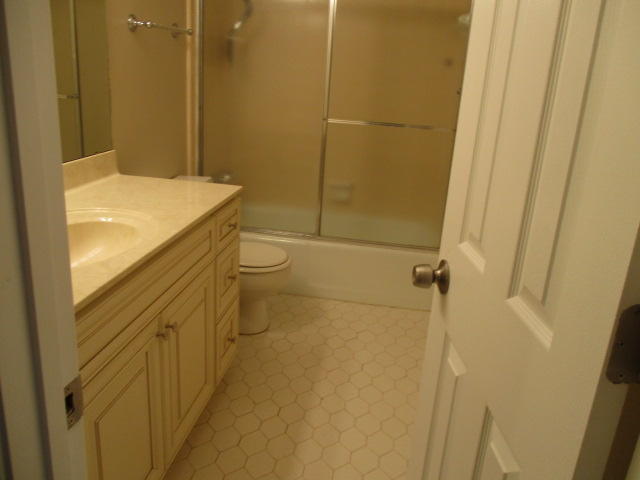 Poquito Bayou - Residential Lease