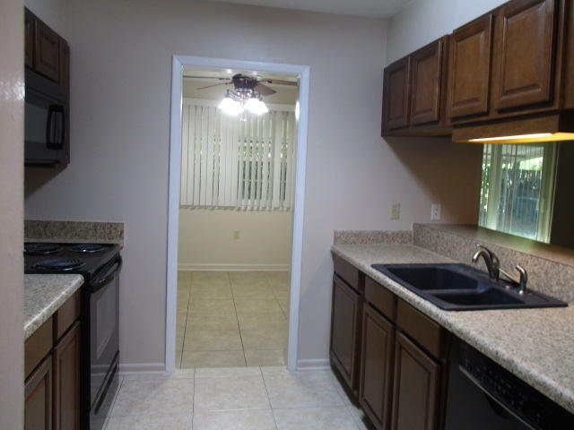 Poquito Bayou - Residential Lease