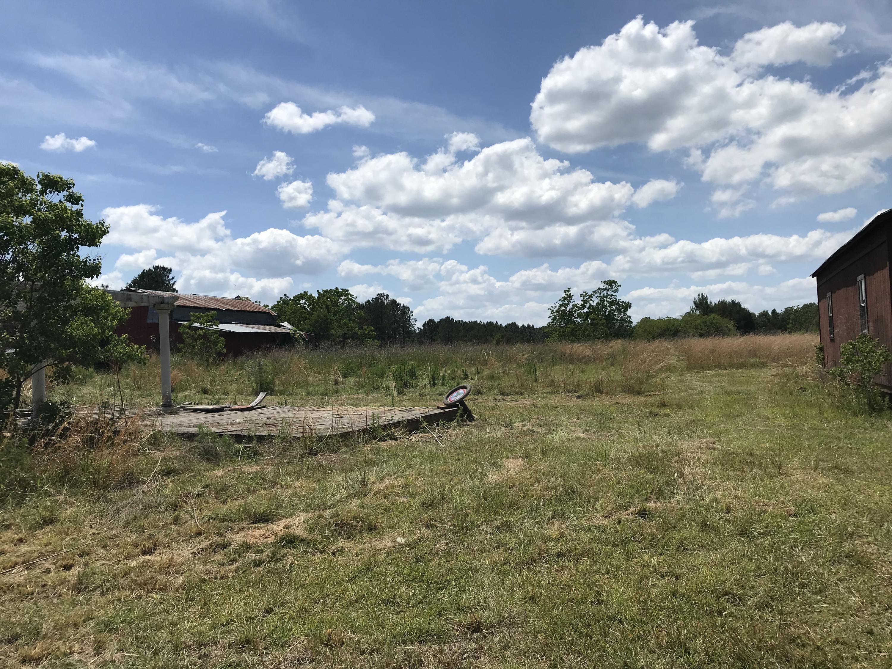 LADON FARMS UNREC - Land