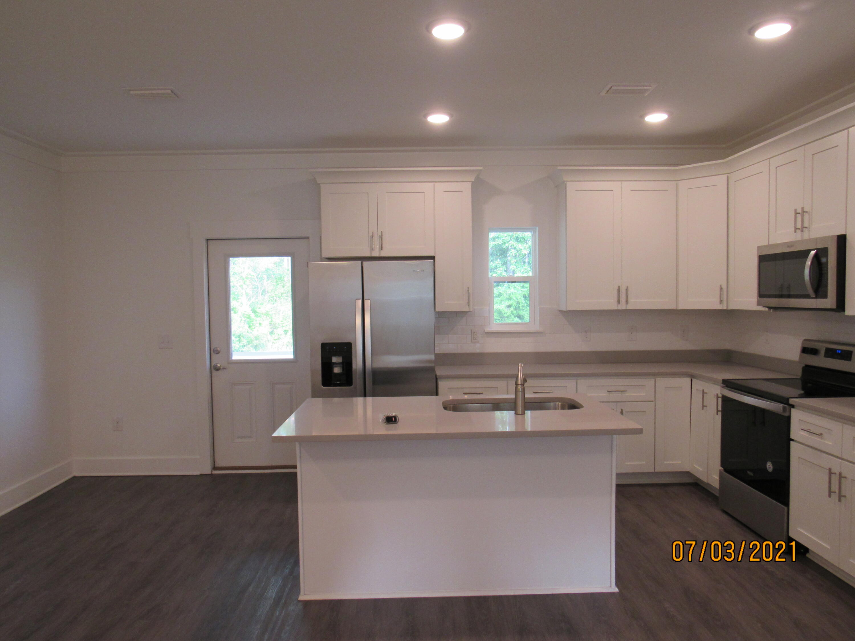 VERANDAS AT FREEPORT - Residential Lease