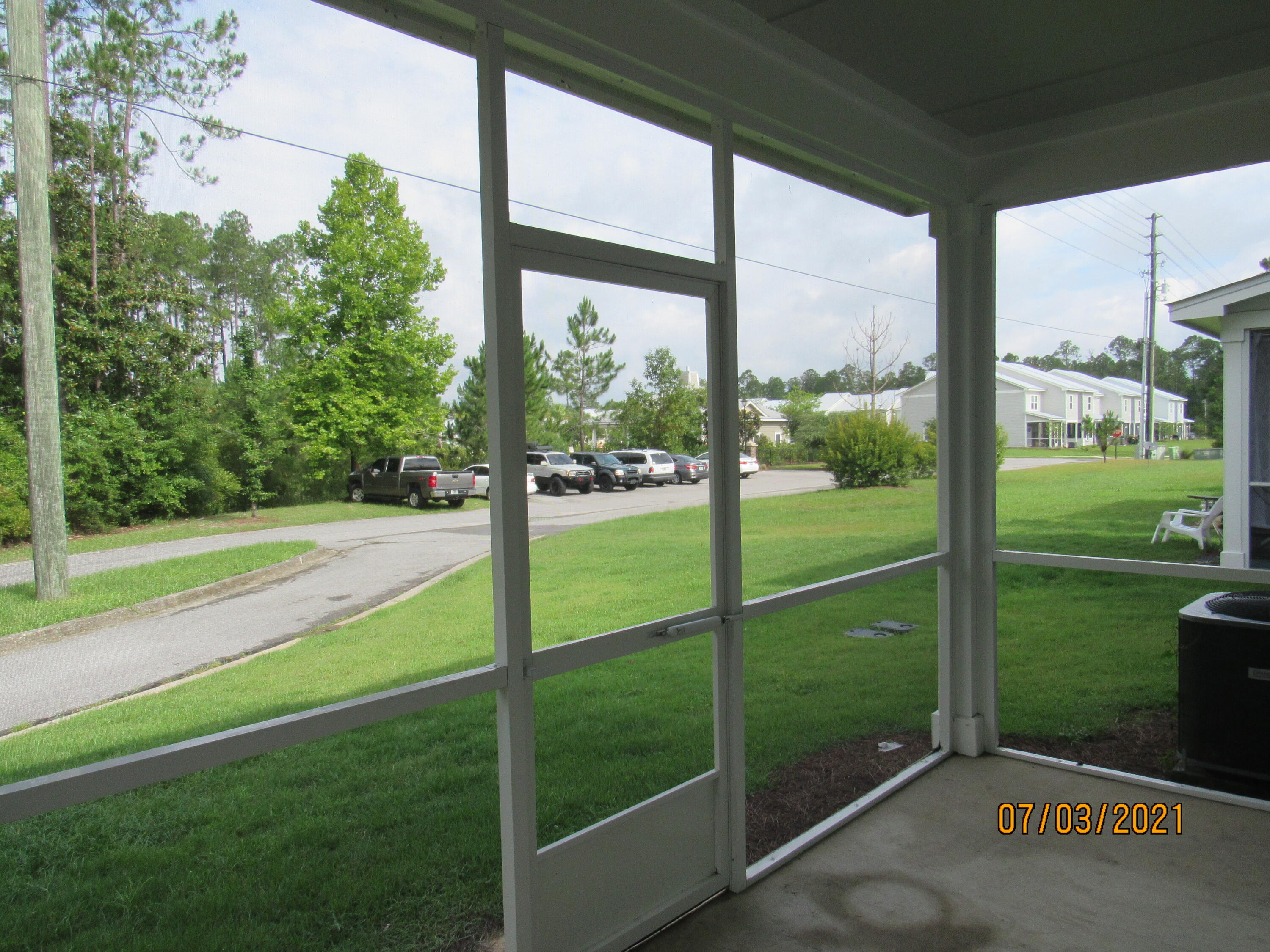 VERANDAS AT FREEPORT - Residential Lease