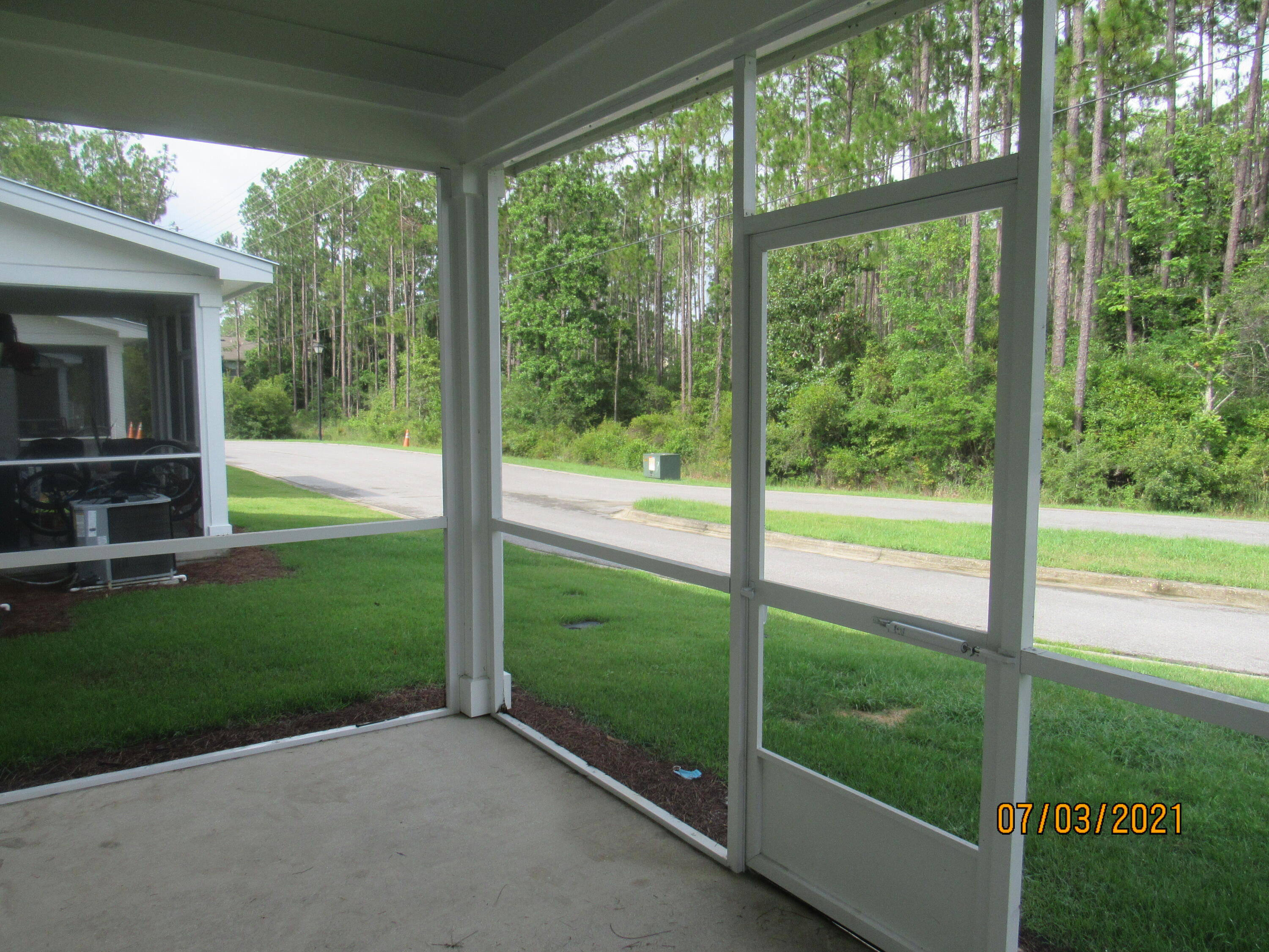 VERANDAS AT FREEPORT - Residential Lease