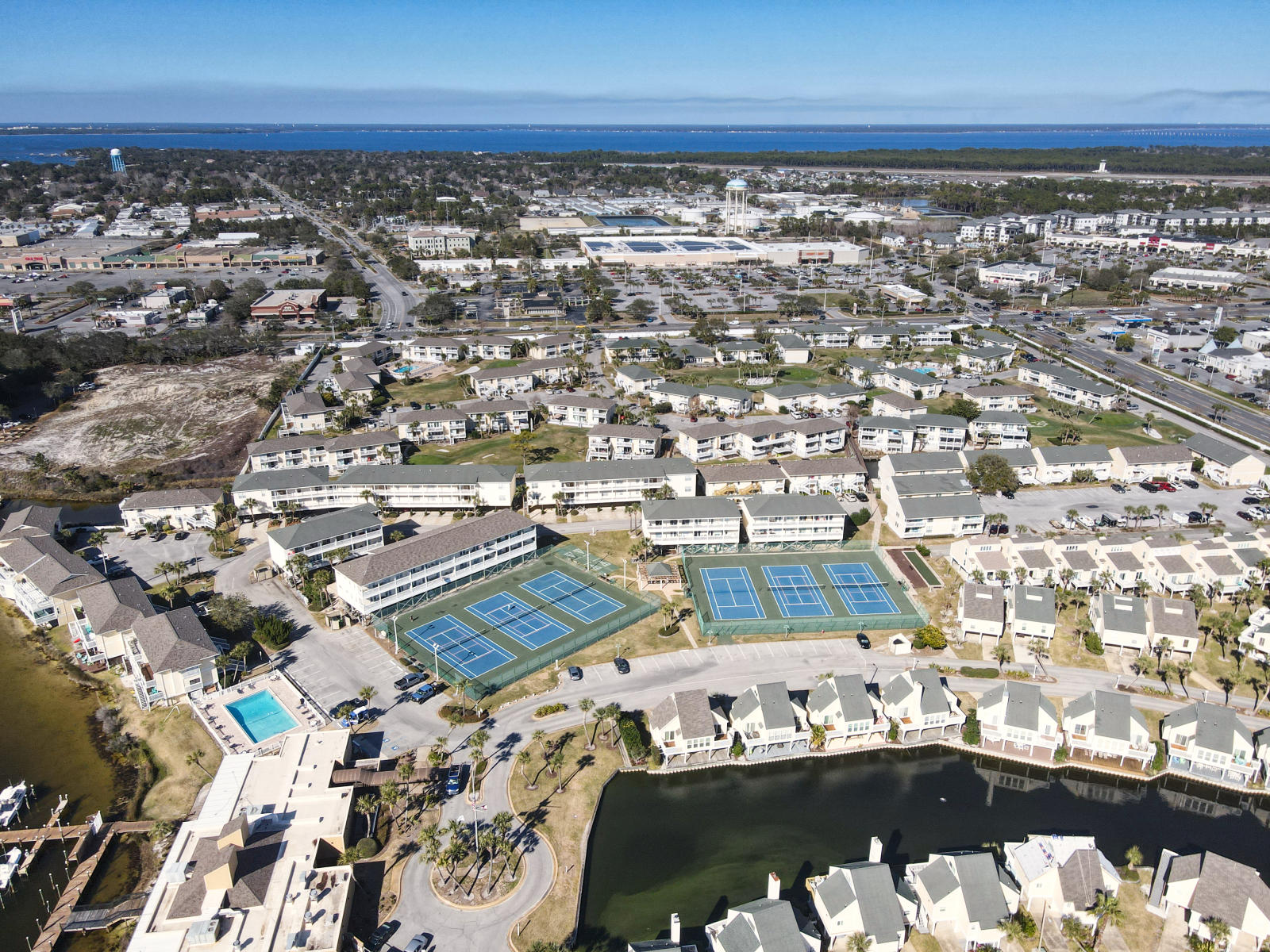 SANDPIPER COVE PH 25 - Residential