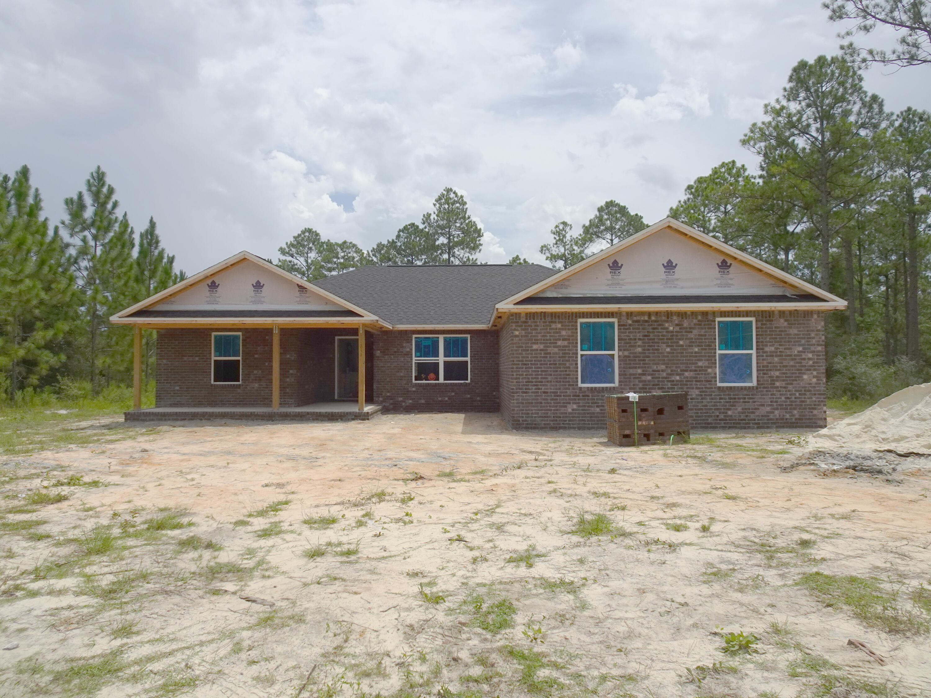 LOT 27 LAKESHORE GARDENS - Residential