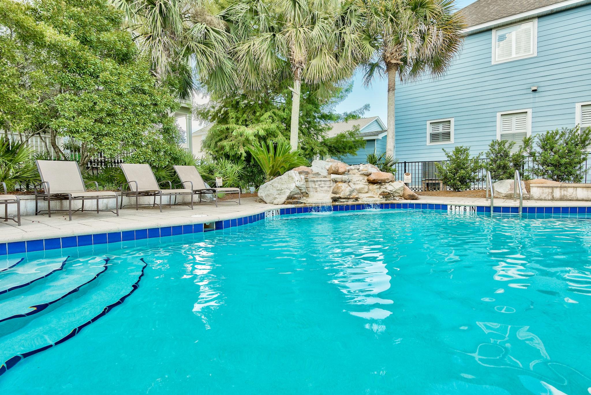 SANTA ROSA GOLF VILLAS - Residential