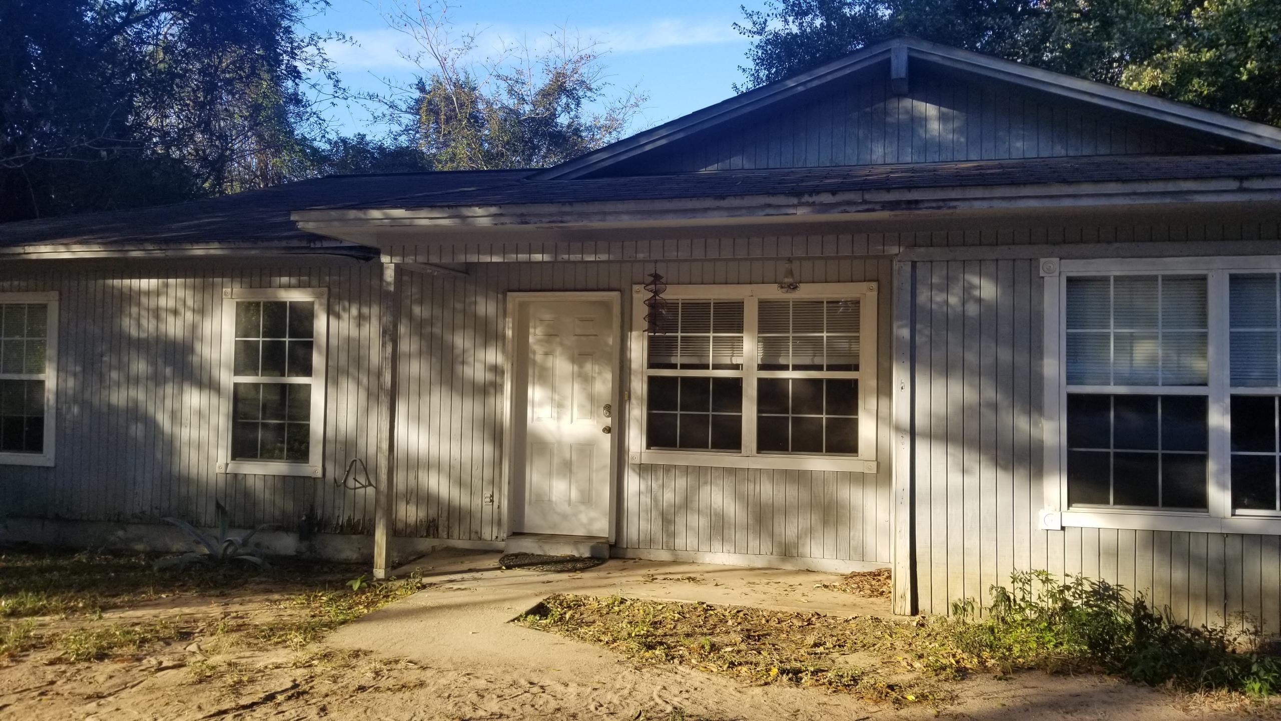 CRESTVIEW SUBURB - Residential
