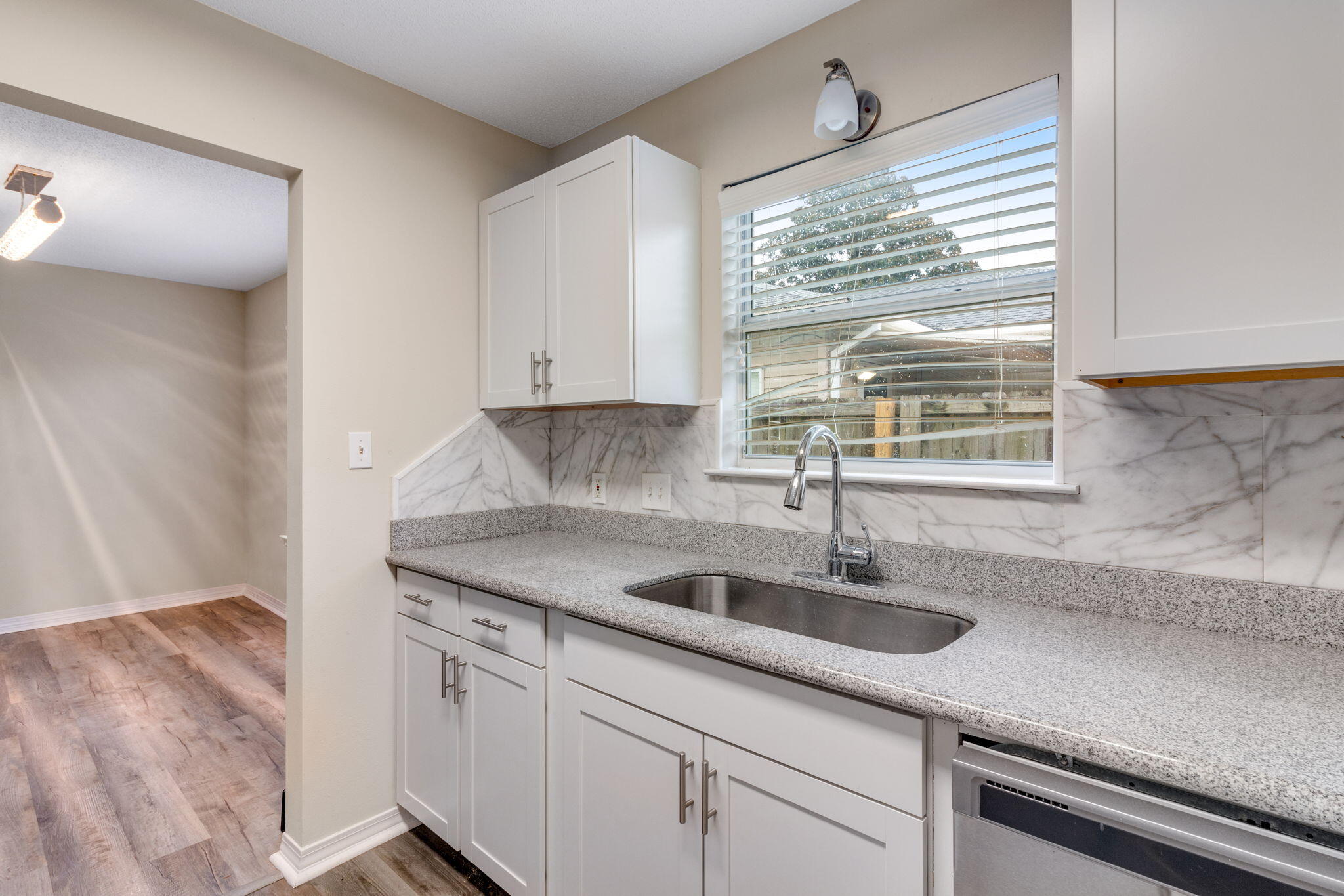 COVENTRY CORNERS - Residential Lease