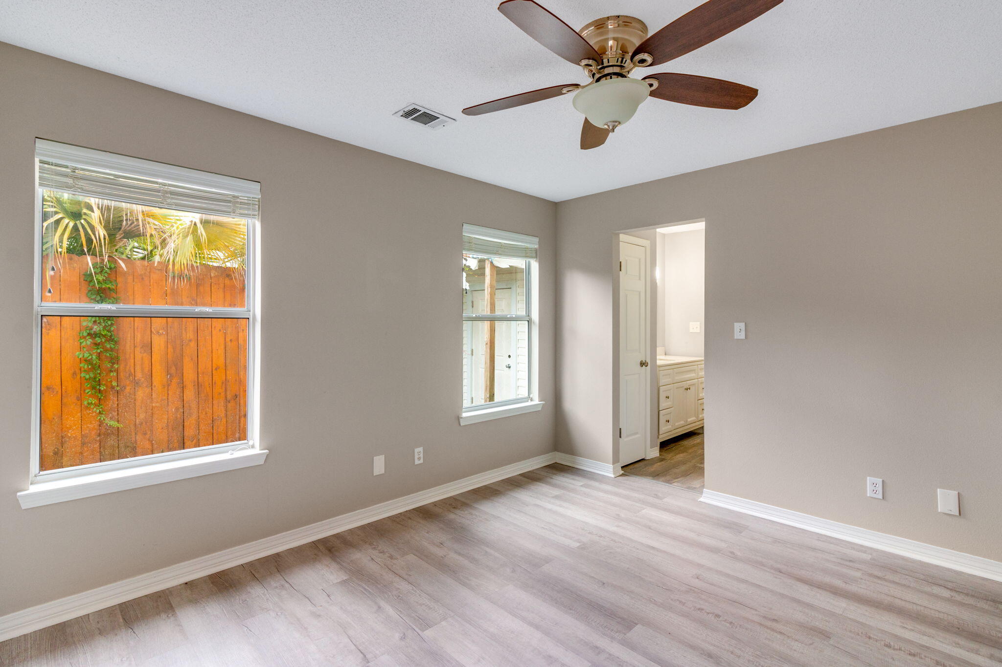 COVENTRY CORNERS - Residential Lease