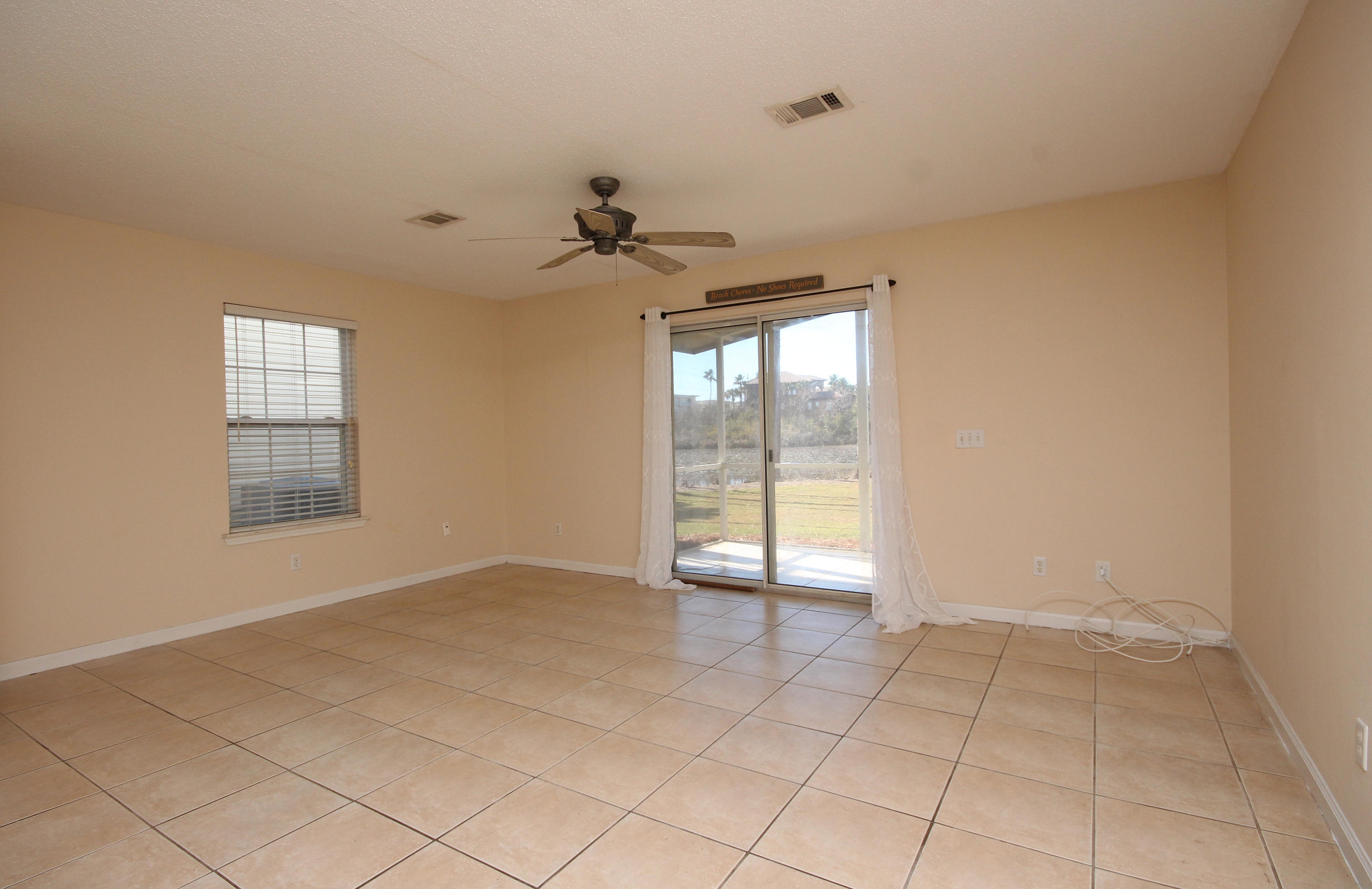 SUMMERLAKE T/H - Residential