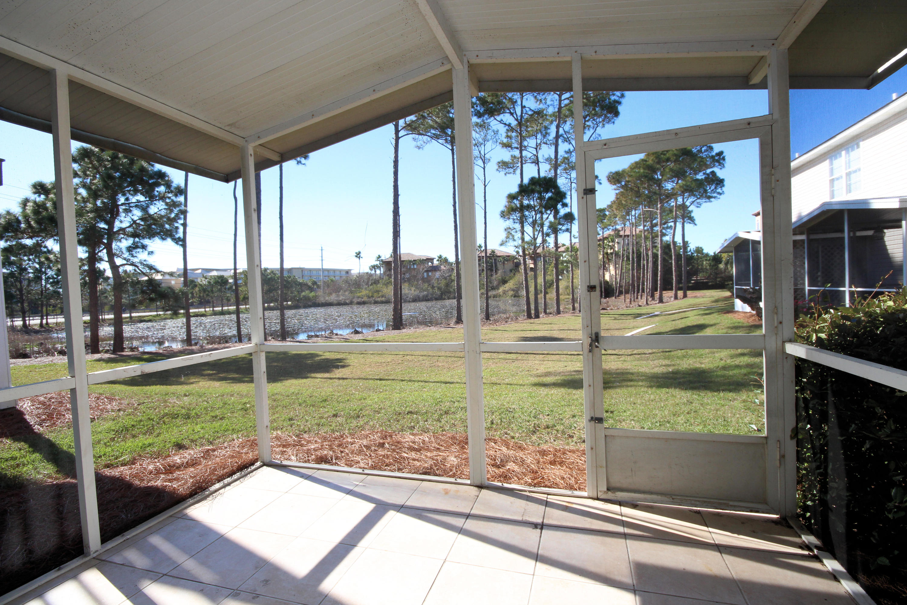 SUMMERLAKE T/H - Residential