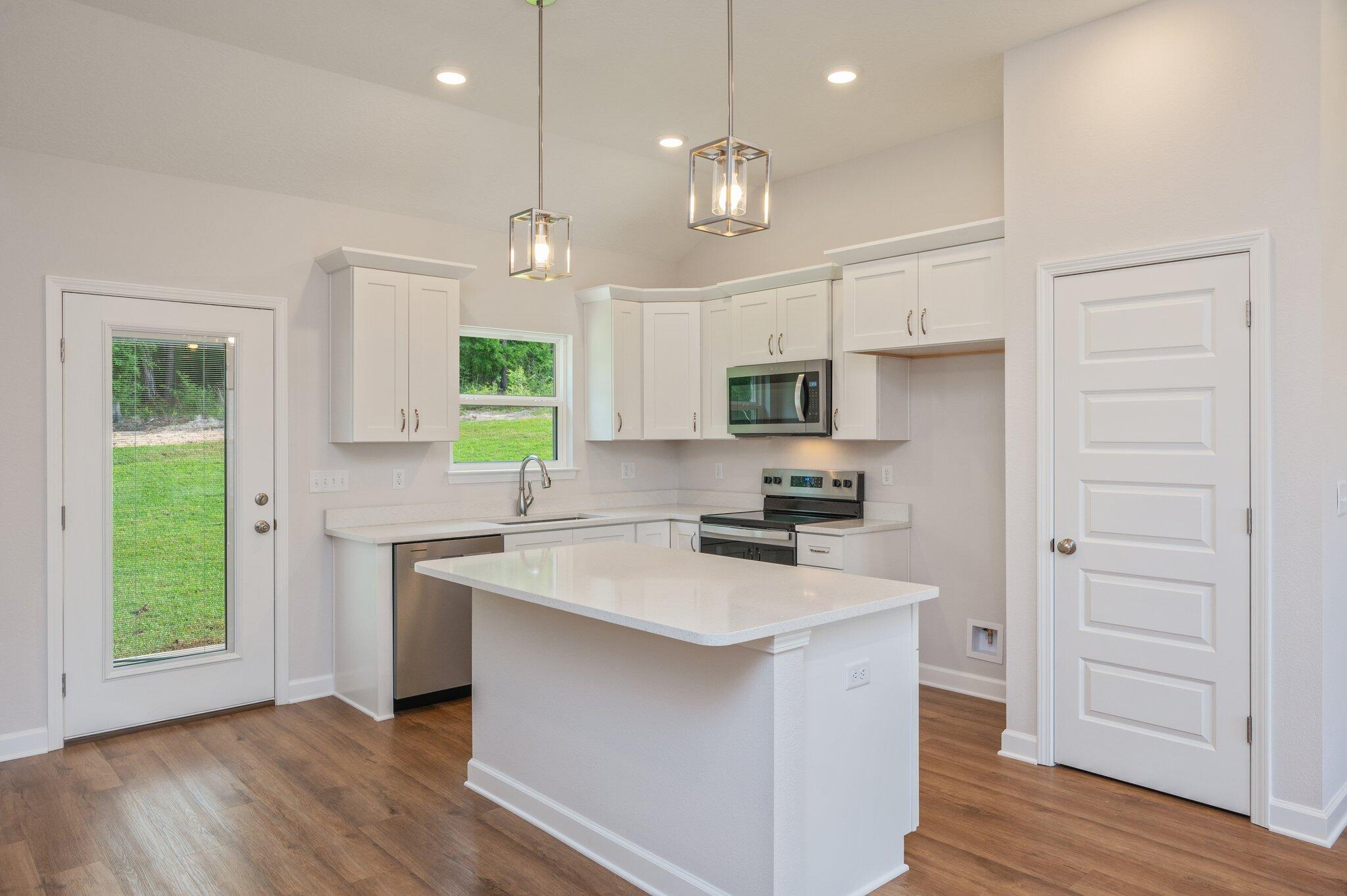 Southern Day Chateau S/D - Residential