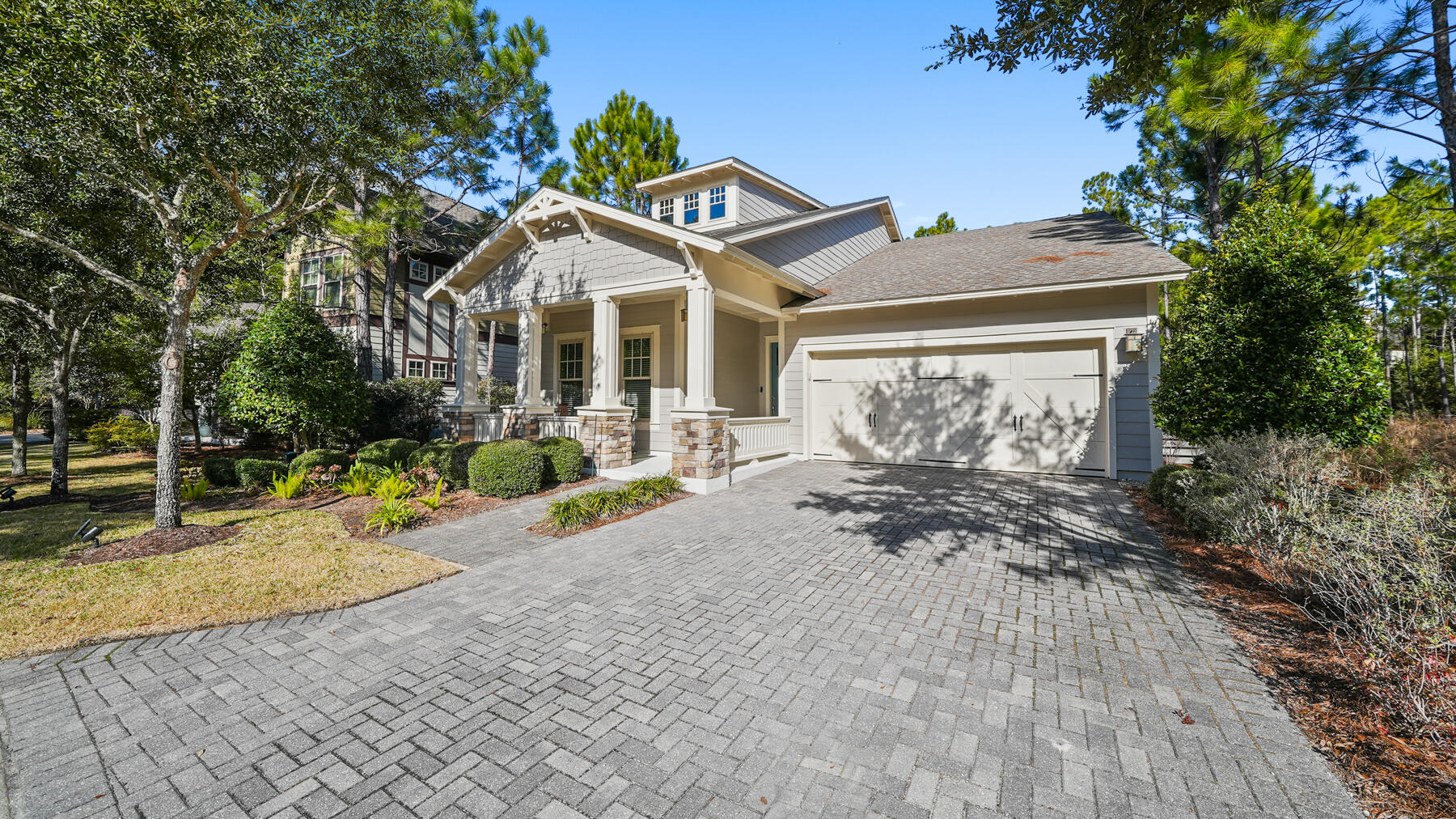 WILD HERON - Residential