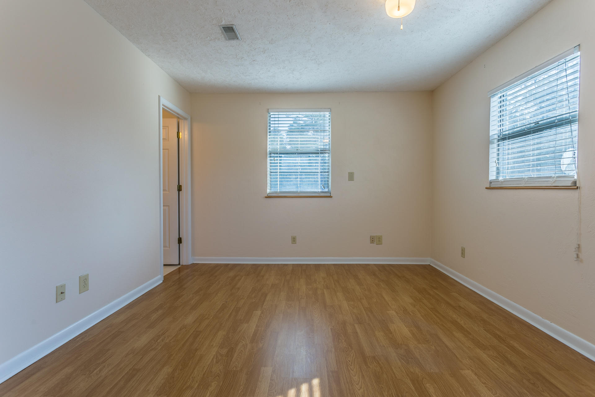 GRAYTON BEACH VILLAGE SQUARE - Residential Lease