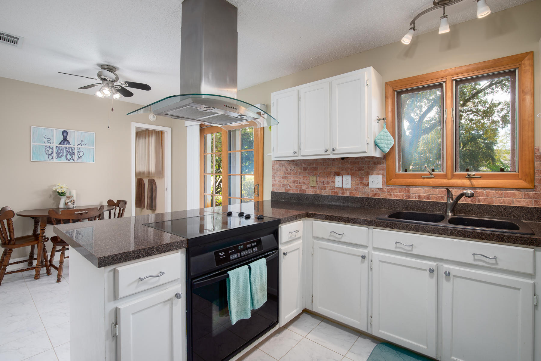 FAIRWAY LAKES PH 2 - Residential
