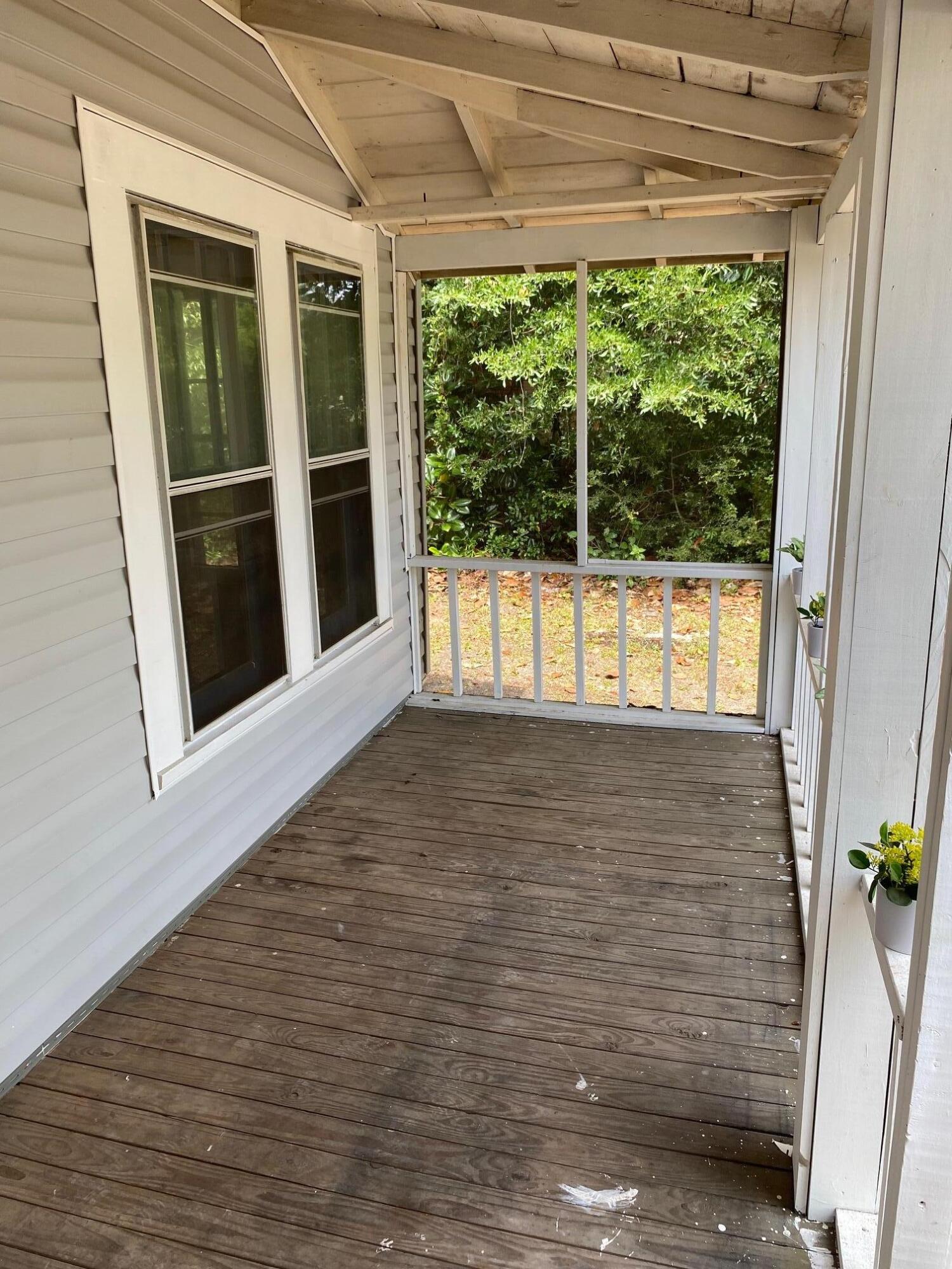 TOWN OF DEFUNIAK SPRINGS - Residential