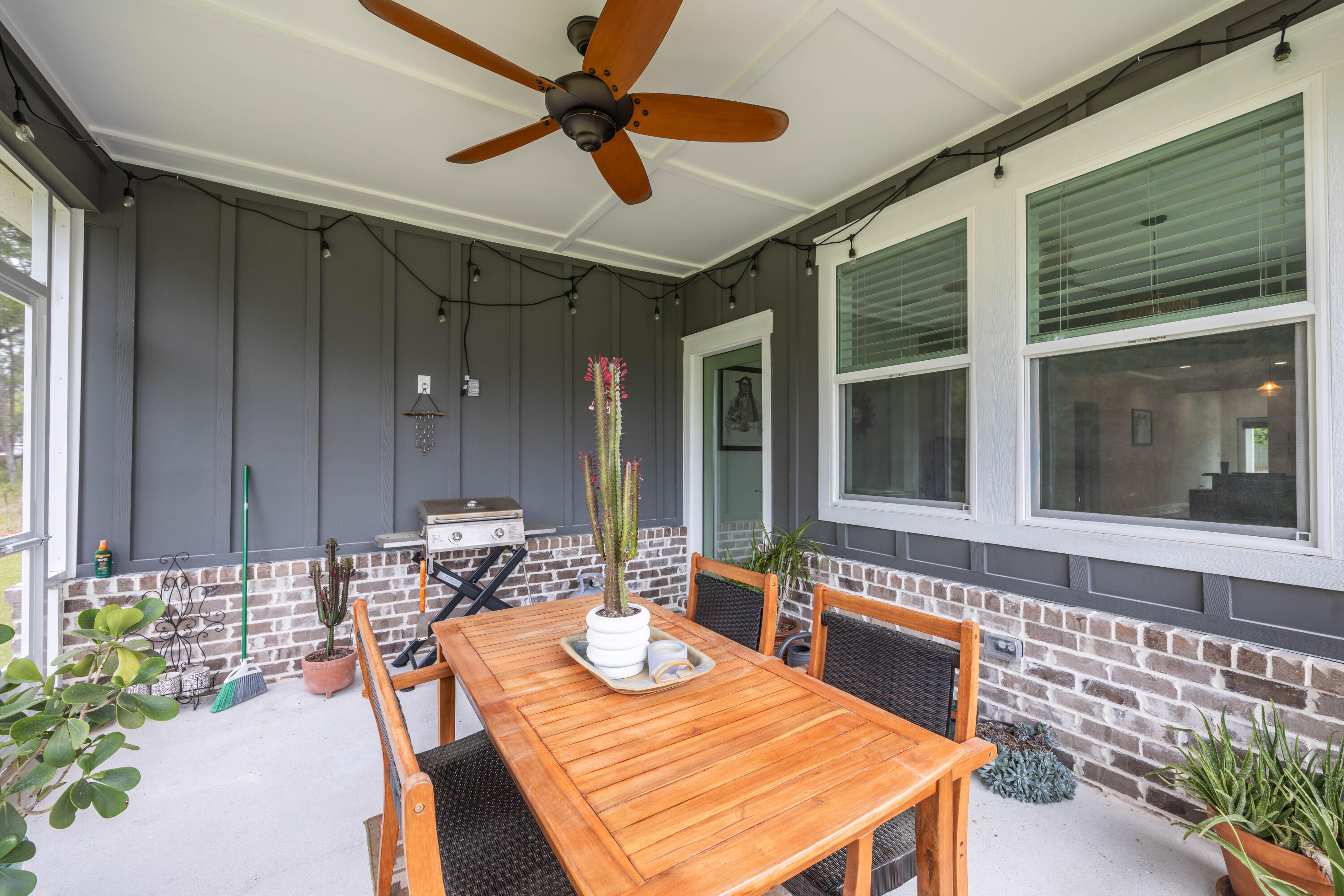 LAGRANGE LANDING - Residential