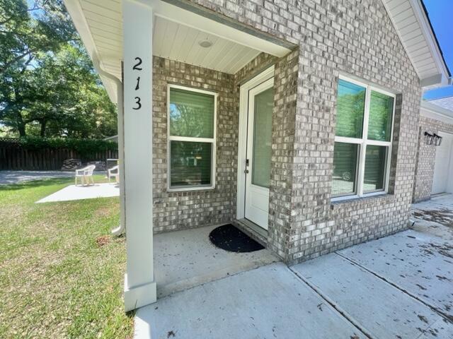 HELMS & ALLEN S/D LOTS 17 & 18 - Residential Lease