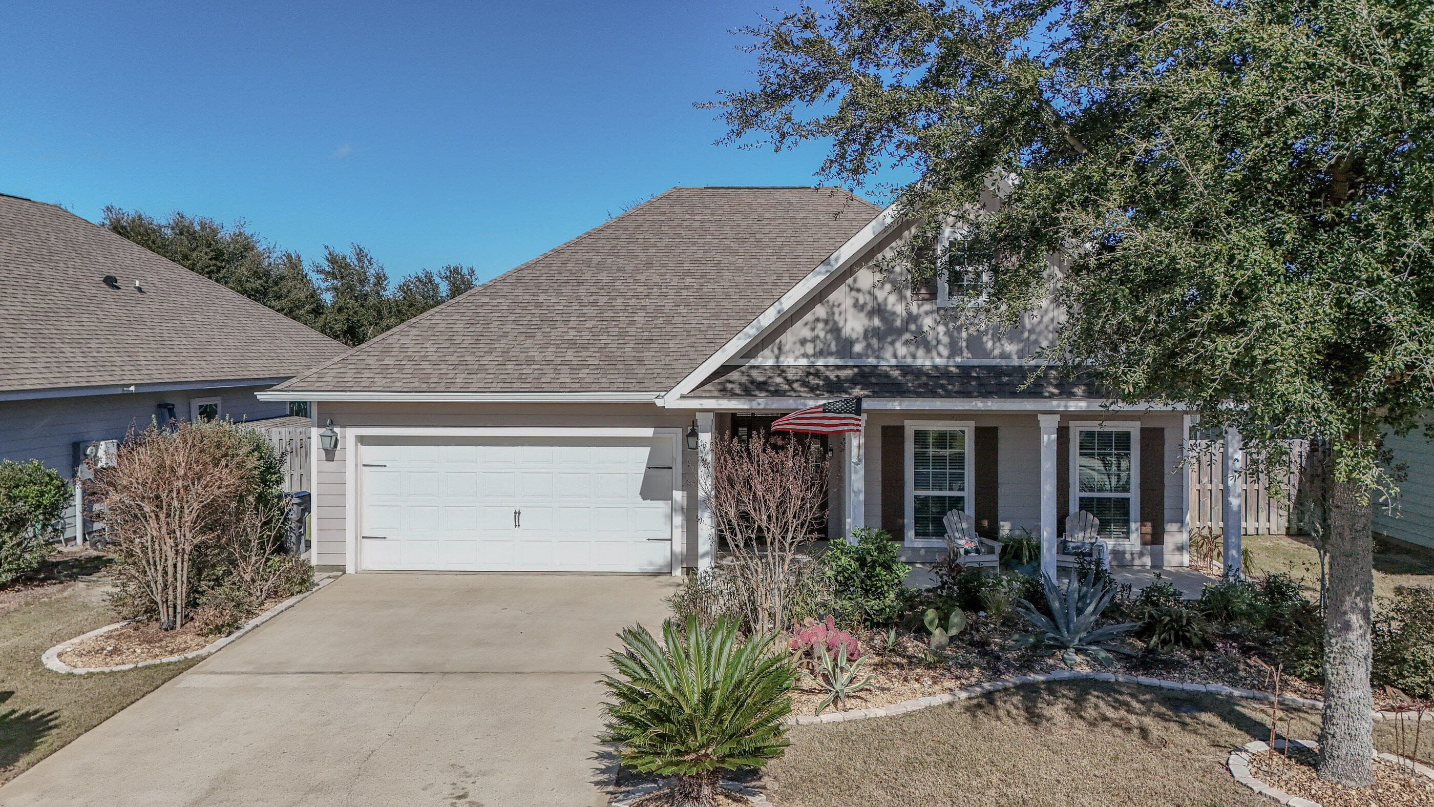 Hammock Bay - Residential