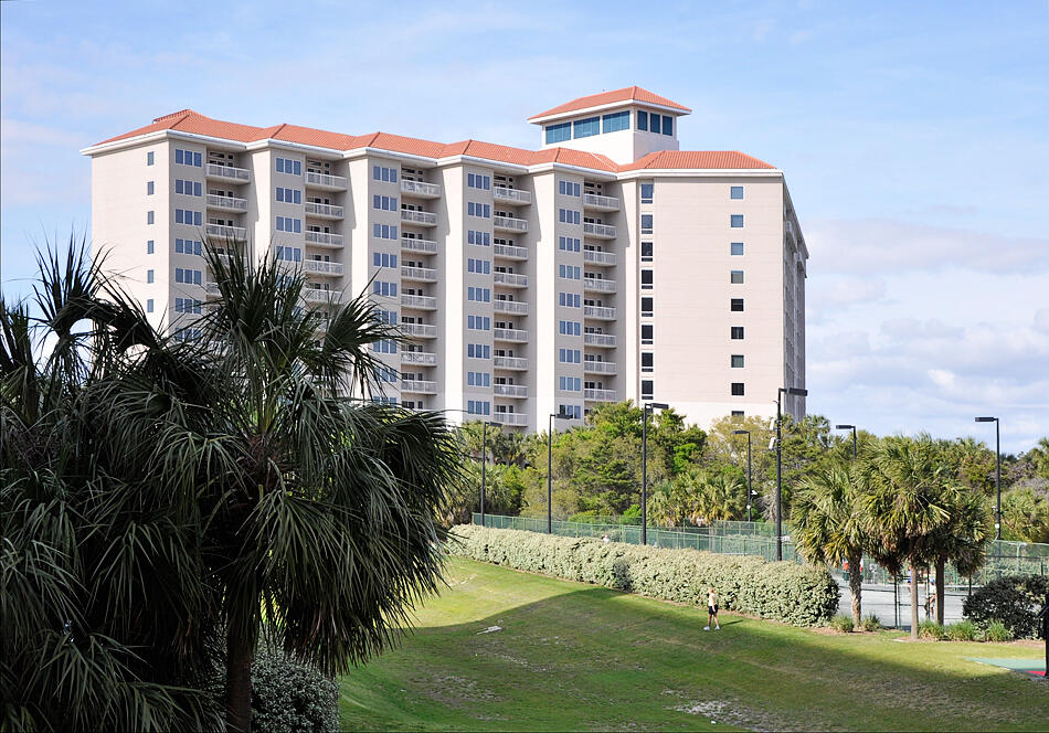 SUMMIT AT TOPS'L (THE) - Residential