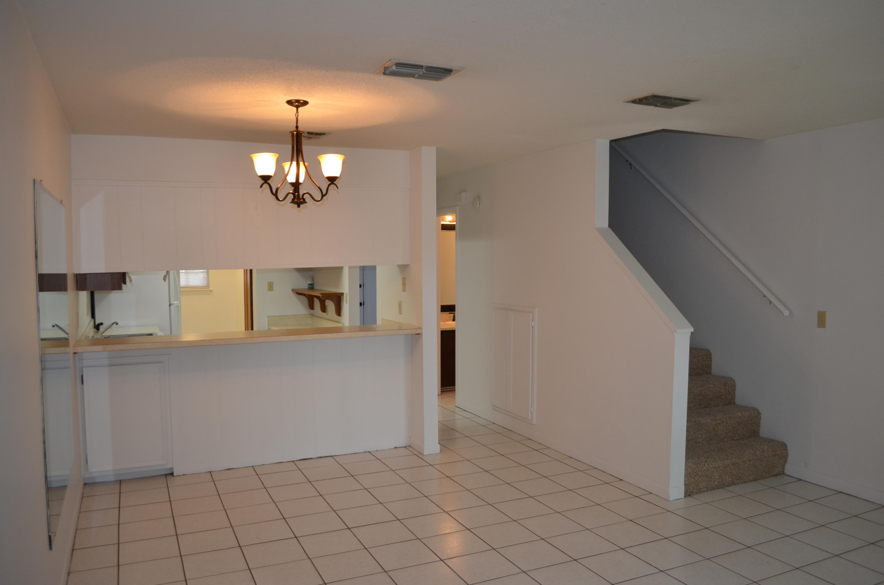 WOODHAM MANOR 1ST ADDN - Residential Lease