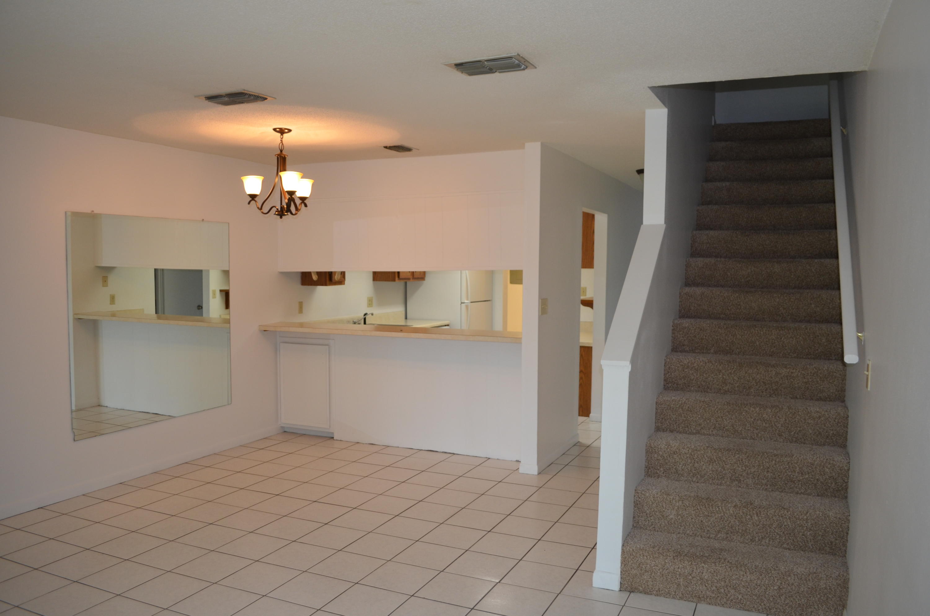 WOODHAM MANOR 1ST ADDN - Residential Lease